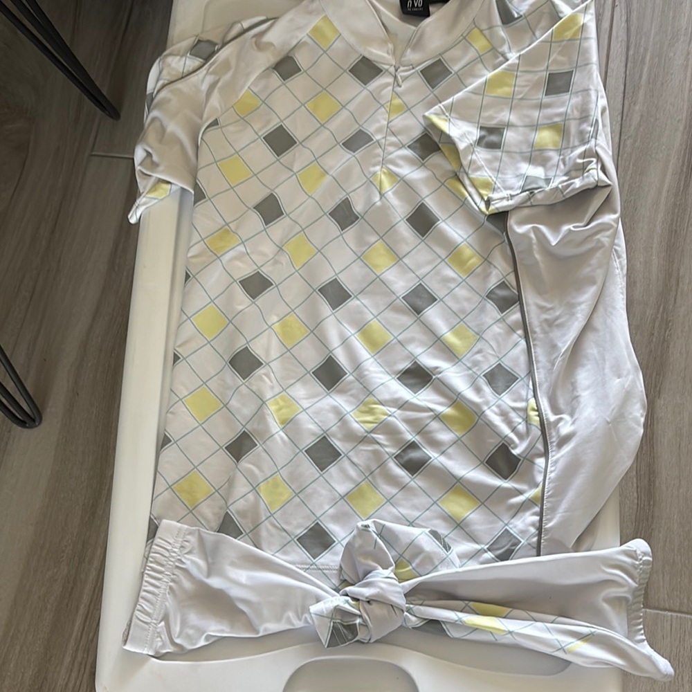 Women's Short Sleeve Argyle Top - Gray and Yellow